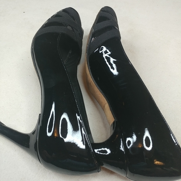 Stuart Weitzman Heels Black Patent Leather Peep To - Picture 5 of 8